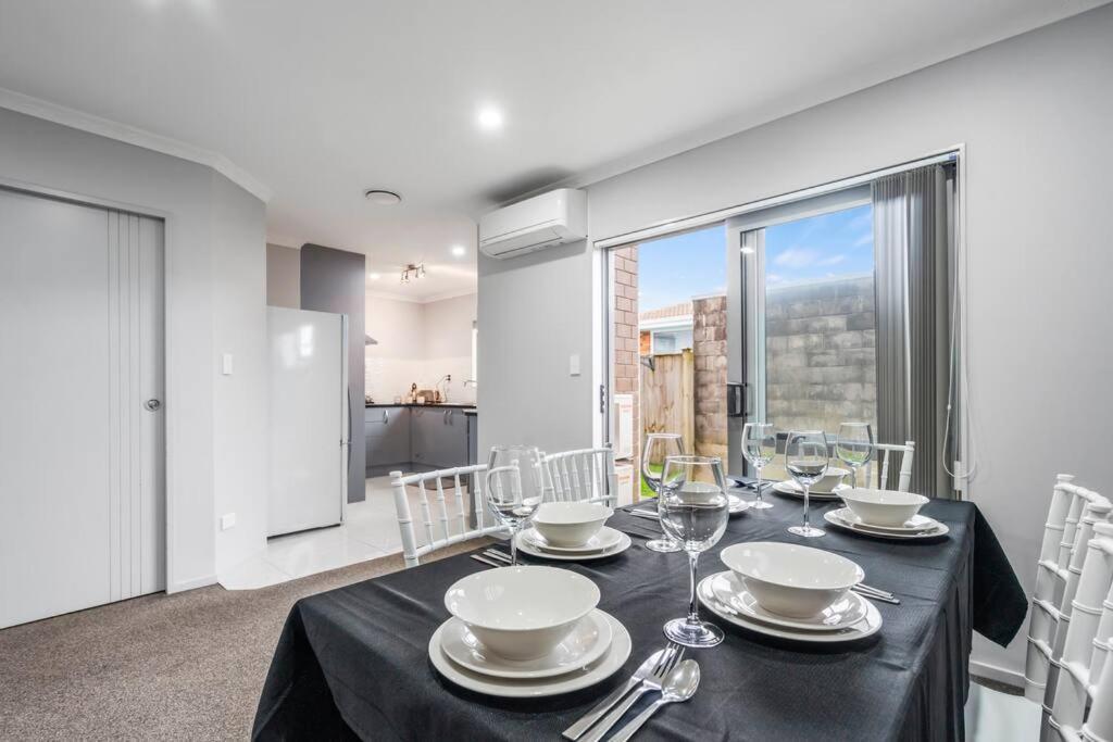 Airport & City At Your Doorstep! The Central Charm Auckland Eksteriør bilde